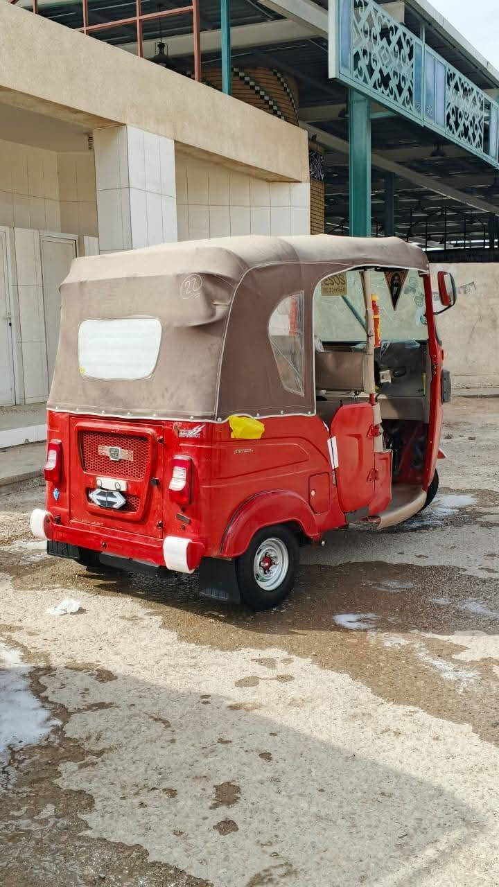 تكتك البيع رقم بسمي
موديل ٢٣ مكفوله مستعجل عله 
اابيع السعر 6وببه مجال *********** عبوسي
