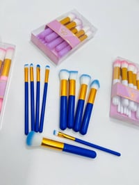 فرش مكياج • كولدن روز • توصيل بغداد