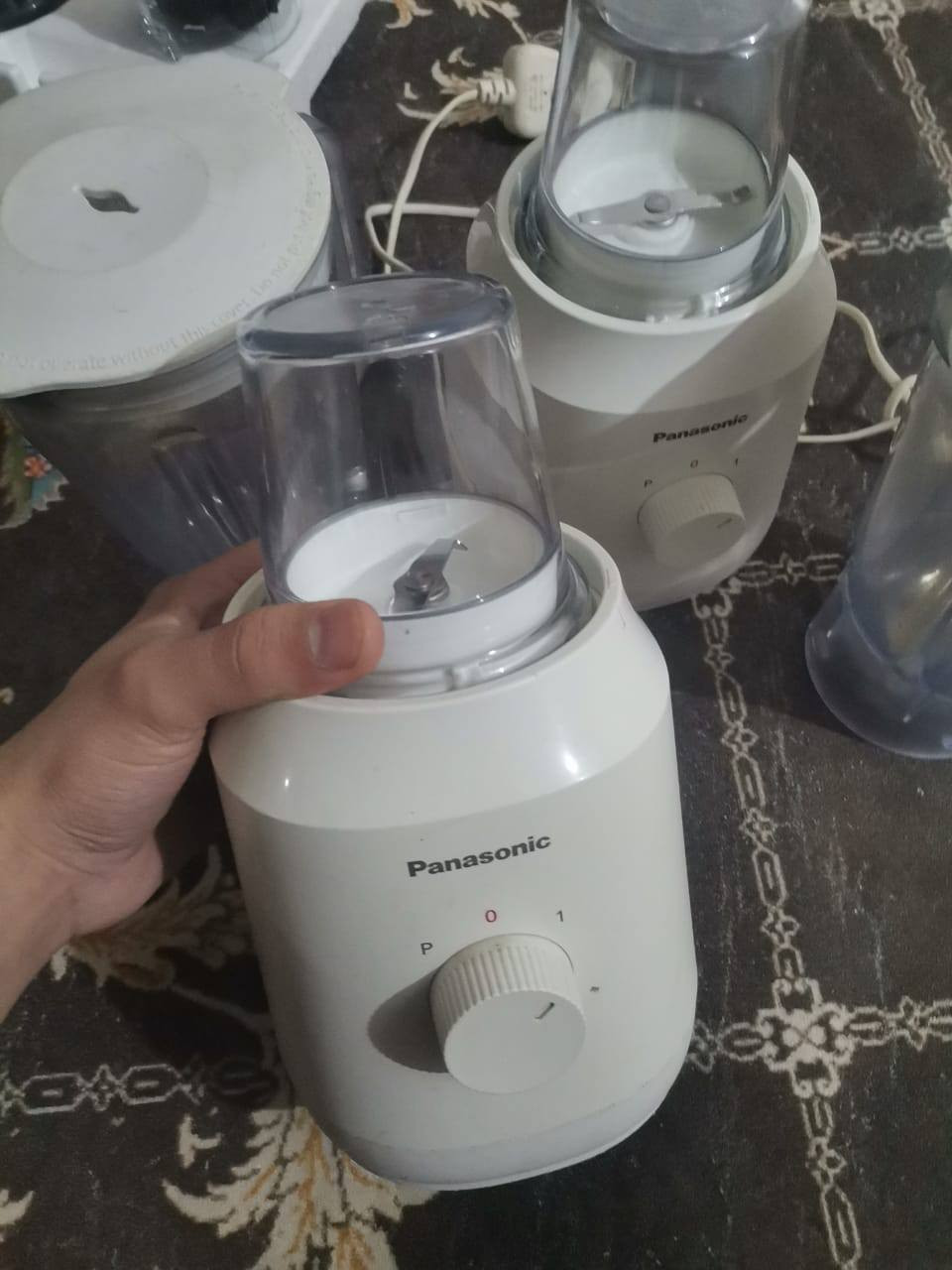 السلام عليكم ورحمة الله
خلاطات للبيع مستعملات شي قليل. نوعية ممتازة وجيدة ماركة (Panasonic) السعر مناسب جداً
العنوان / كربلاء حي العامل 
للأستفسار على الخاص او الاتصال
***********
