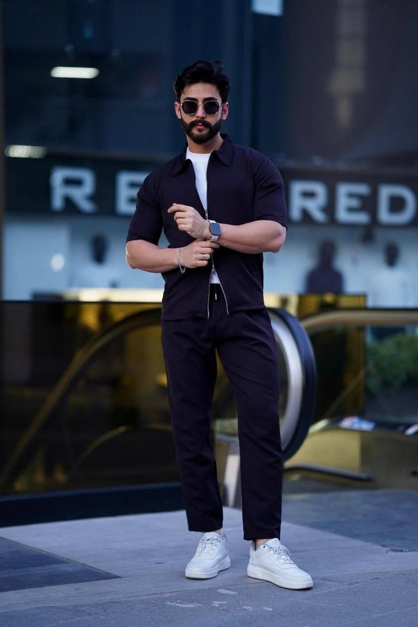 سوت  رجالي تركي

خامه الاصلي 

سيري 4 قطع M L XL XXL

درزن 3 الوان ب295 الف


**إذا كنت صاحب هذا الإعلان وتريد حذفه لأي سبب، رجاءا أرسل رسالة إلى الدعم الفني**