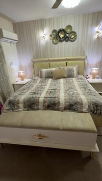 غرفة نوم تركية ٩ قطع موديل حديث مستعملة نظافة ٩٥٪؜ مكان بغداد سعر مليو...