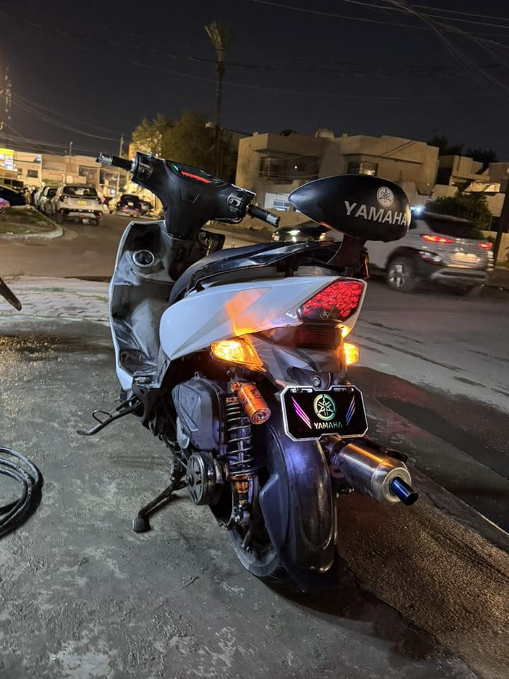 سلام عليكم  دراجه جي تي ار الدراجه خير من الله عليها تزويدات دبل امامي رياضي اصلي و دبلي خلفي ابو البطل غاز مال تفصيخ اصلي وكلجات مطابق اصلي خلفي امامي صالنصه بوري عدل واقيه الياف كاربون و كفرات البيض تجاري بس تايوان و موجوده كفراتها البلاديه و كل غراضها البلاديه و الدراجه خير من الله مشكلتها البراغي مال كور طاكات يعني تبدل كور. بس  السعر خاص ***********واتساب
