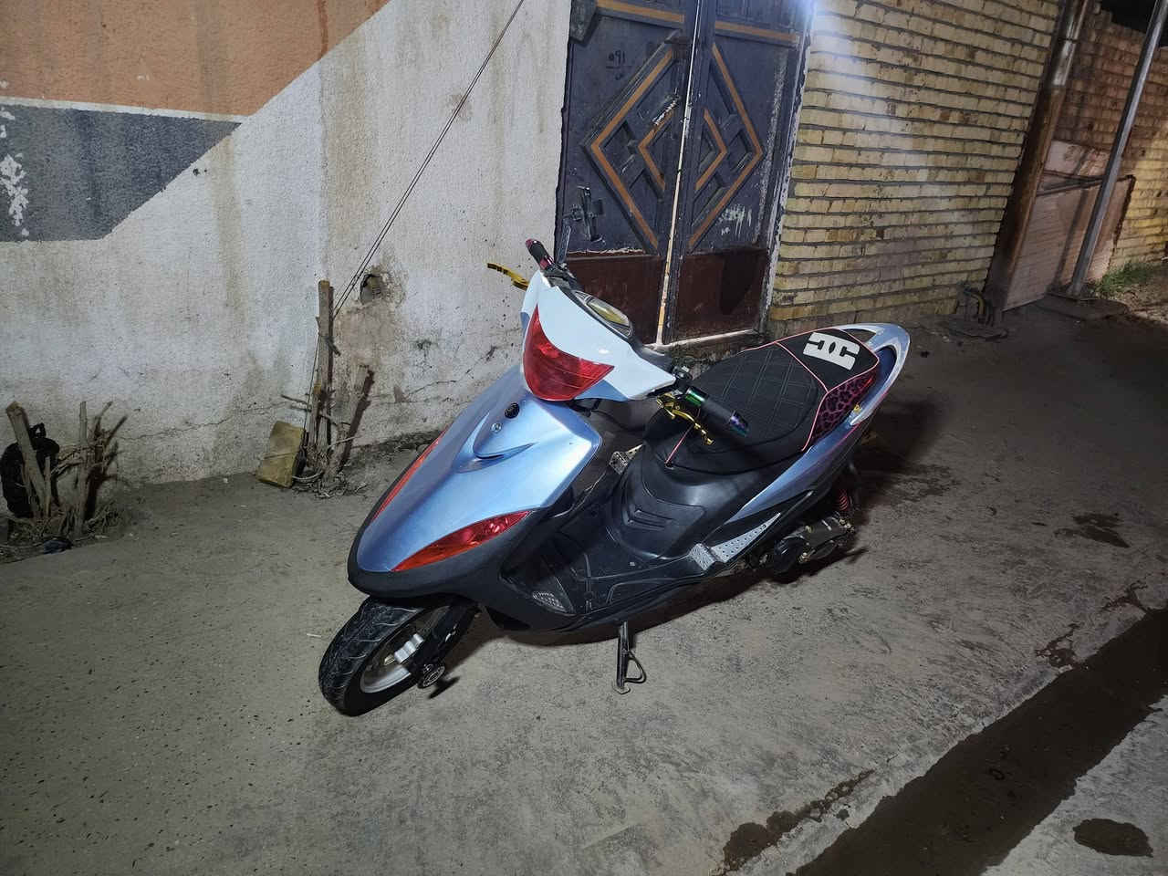 سلام عليكم دراجه ما كسي مفتوحه لبيع مكانك بابل قاسم سعر تعال خاص ***********
