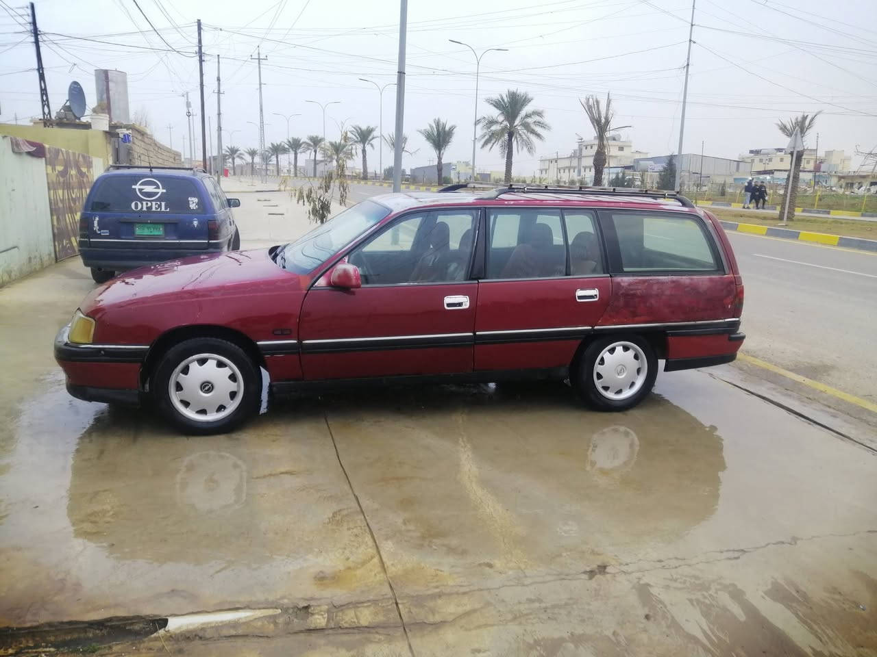 اوميكا للبيع  موديل ٩٣                  ***********
