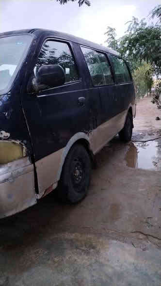 سلام عليكم من رخصت المدير الكروب سيارة بريجو لبيع موديل 97 سياره نضيفه كير ومحرك تحويل مباشر السعر 55 الشراي يتصل على رقم *********** ديالى ناحية سد العضيم
