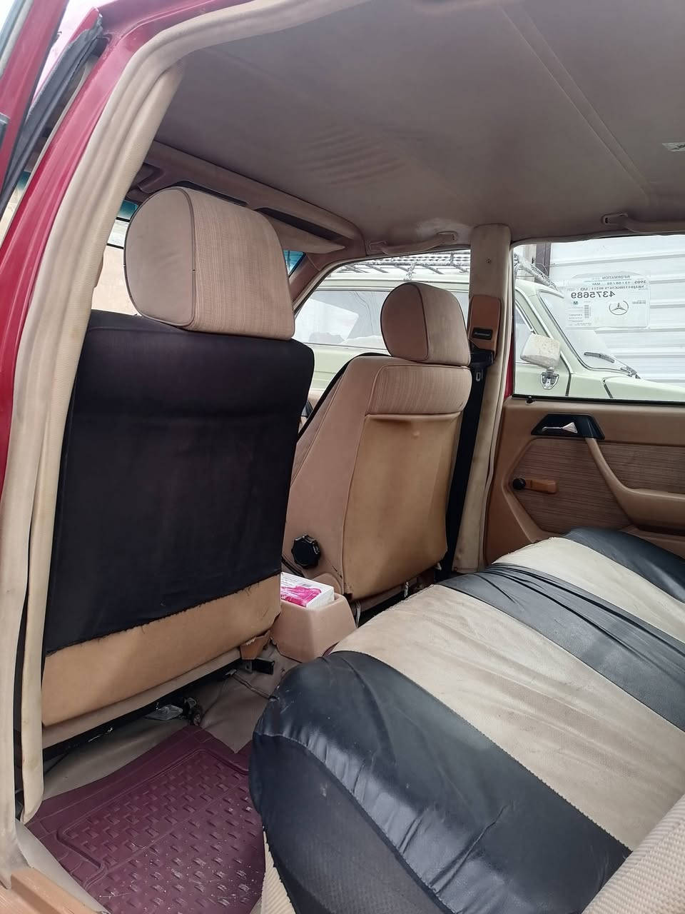 مارسيدس دب للبيع رقم واسط مشروع وطني بأسمي 
مكينه محور اثنين ونص 
منضومة تبريد كاملة العام شادها 
السعر 58 وبيها مجال 
للاستفسار اكثر واتساب *********** 
مكان السيارة ذي قار الشطرة
