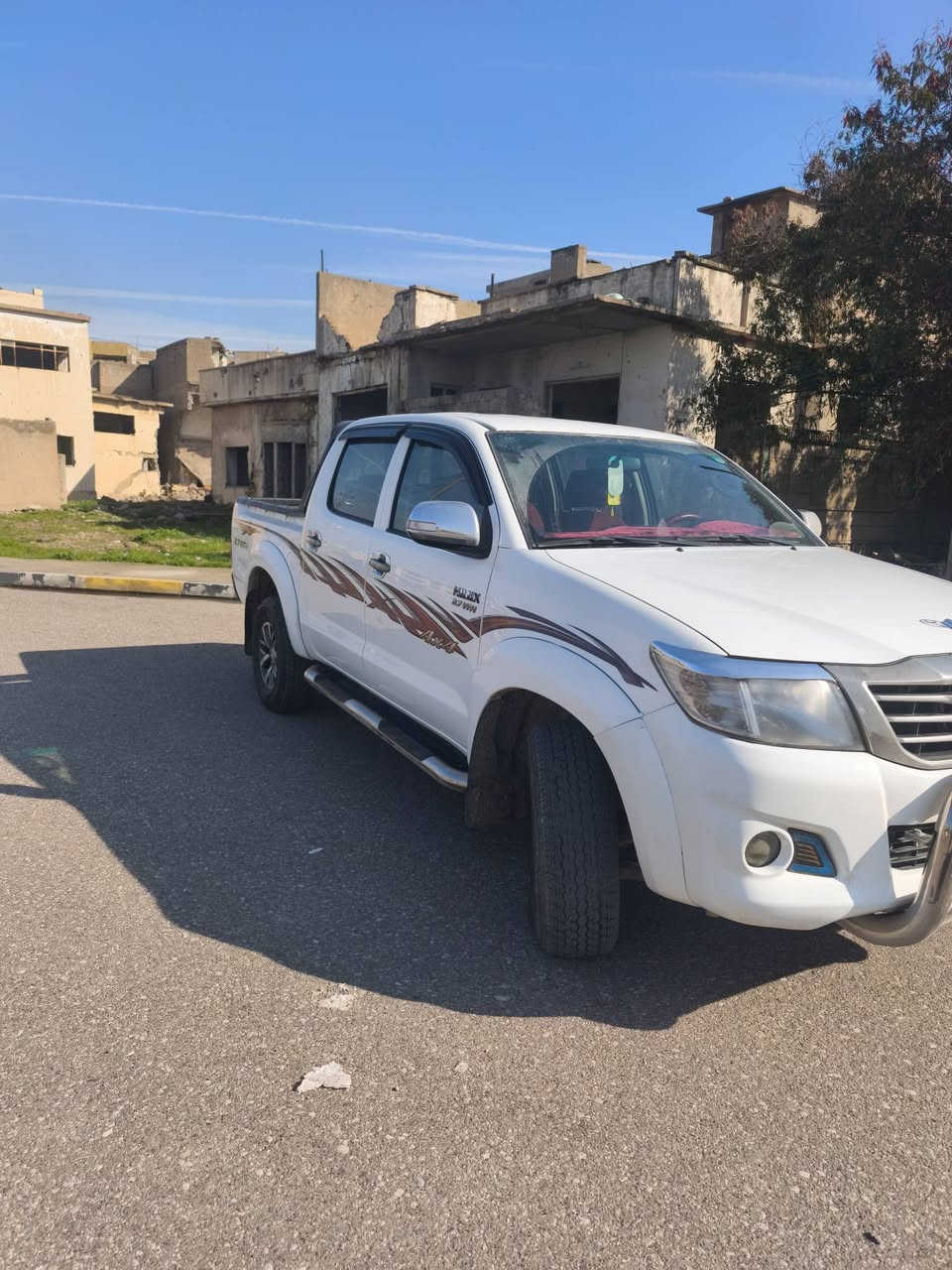 سلام عليكم بيكم هايلوكس موديل 2012 فورويل رقم دهوك كير عادي بيه جاملخ مبدل مال شركة بدون دواخل صبغ قليل عل كد شبرين و بارد قليل شرط التحويل مكان السياره موصل جانب الأيمنن
السعر 180 بيه مجال شي قليل
الرقم ***********
