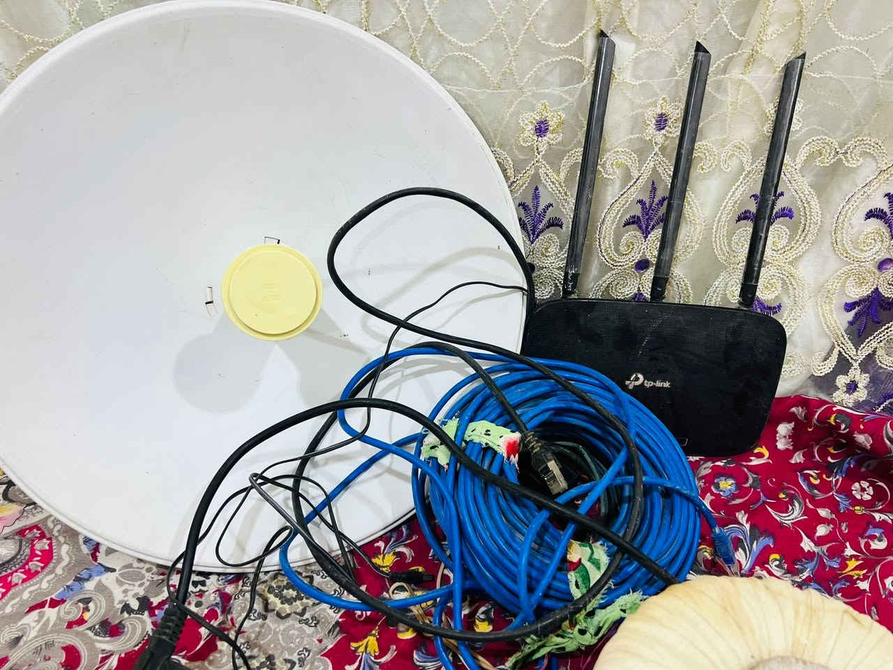 مكلف بلنشر ..حافظه طن ونص معا شبكه جديدة
سوق الشيوخ العكيكه الرقم :*********** …..السعر خاص
