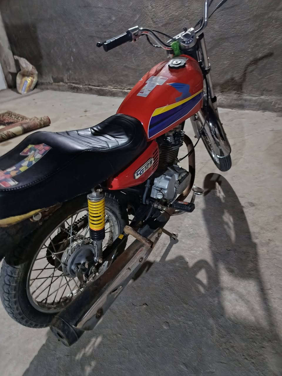 السلام عليكم دراجه نامه للبيع خير من الله دراجه شوفت عينك نضيفه كلشي ماعايزهة وياهة غراض بعد شلعه ونضافه فول للتواصل على هاذا الرقم ***********
