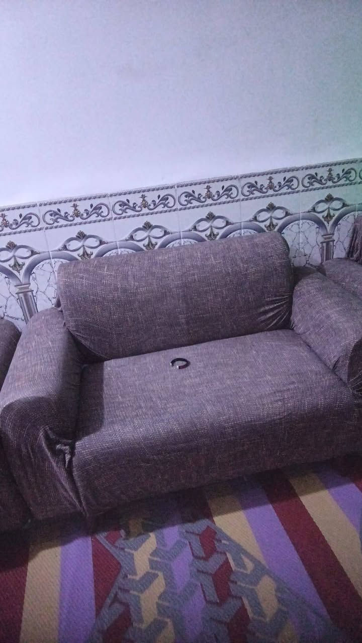 تخم للبيع ٥ قطع ١٠ مقاعد وجديد بعده نهايته 450 وبي مجال المكان الشطرة المراسله خاص تفاصيل


**إذا كنت صاحب هذا الإعلان وتريد حذفه لأي سبب، رجاءا أرسل رسالة إلى الدعم الفني**