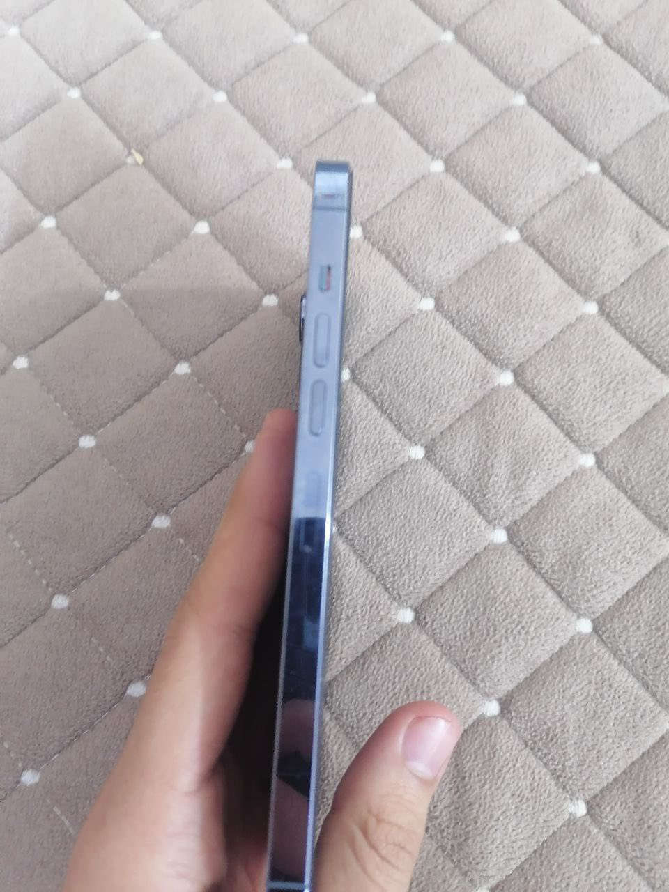 آيفون  13برو ماكس  ذاكرة.  256 نضافه. 95   بطارية 89بلادي الجهاز  كامل ملحقات


**إذا كنت صاحب هذا الإعلان وتريد حذفه لأي سبب، رجاءا أرسل رسالة إلى الدعم الفني**