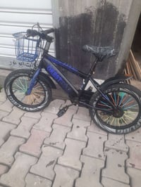 متاح باسكلات حجم ١٦ رياضي كلش نظيف ٣٥ الف والاخضر حجم ١٦ نوعية أوربي ك...