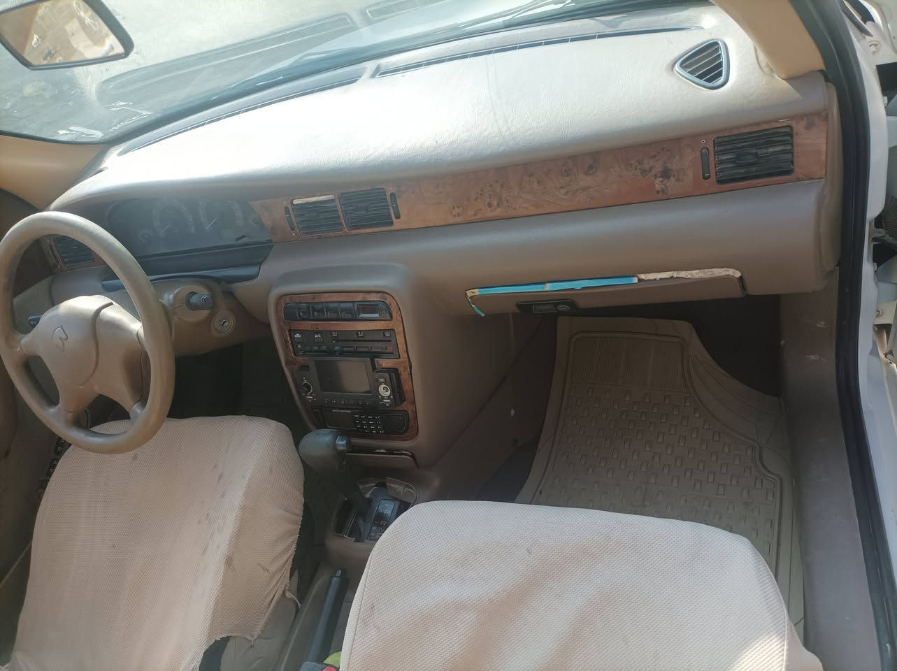 السلام عليكم سمند للبيع موديل 11 محور كورلا العنوان الناصريه قضاء الشطره للاستفسار أتصل على الرقم *********** الرقم بيه واتساب
