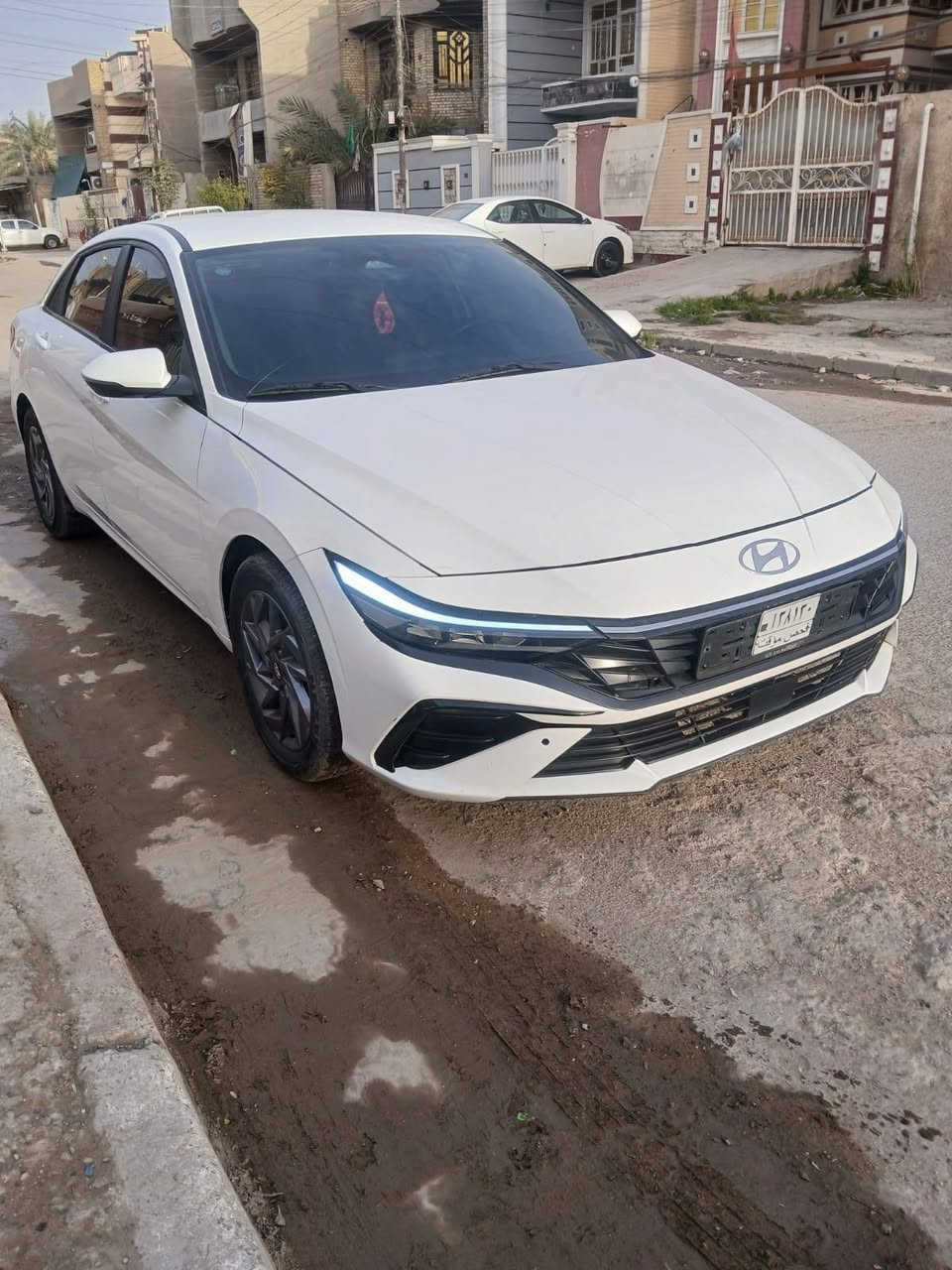 سلام عليكم افانتي موديل 2024 بدون رقم سعره 135 وارد كوري حادث جاملغ اليمنه مبدل وبنيد مبدل بلادي دخول جديد رقم الهاتف ***********
