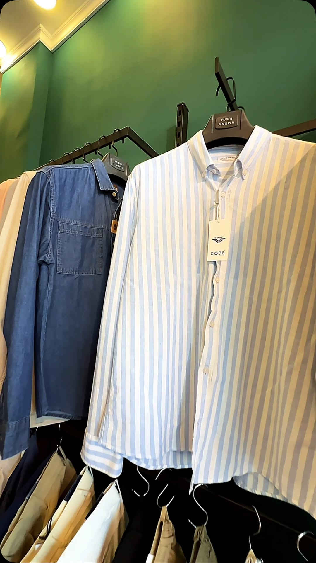 AM .FASHION
نقدم لكم احدث الستايلات العالميه.♦️👔💼
‏‎العنوان :بغداد _حي الأمانه_ مقابل تربيه الرصافه الثالثه 
‏‎قرب ساحه مظفر 
‏‎للحجز والأستفسار التواصل خاص 
‏‎يوجد توصيل لجميع  المحافظات
#fyp #ازياء #f #trending #tiktok


**إذا كنت صاحب هذا الإعلان وتريد حذفه لأي سبب، رجاءا أرسل رسالة إلى الدعم الفني**