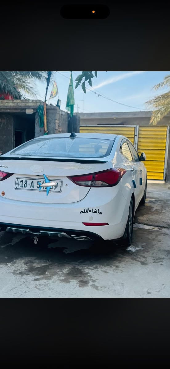 سلام عليكم سياره نوع النتره موديل 2016خليجي فول مواصفات واحد عله واحد فتحه شاشه كامره حساسات امامي خلفي تحكم ستيرن جهتين شاير مري مثبا سرعه خمسه ويل كب تبريد قطعتين كفاله كير مكينه حداديه تخم تاير تبريد كفاله من كير مكينه حداديه  تبريد كفاله رقم  الهاتف ***********
