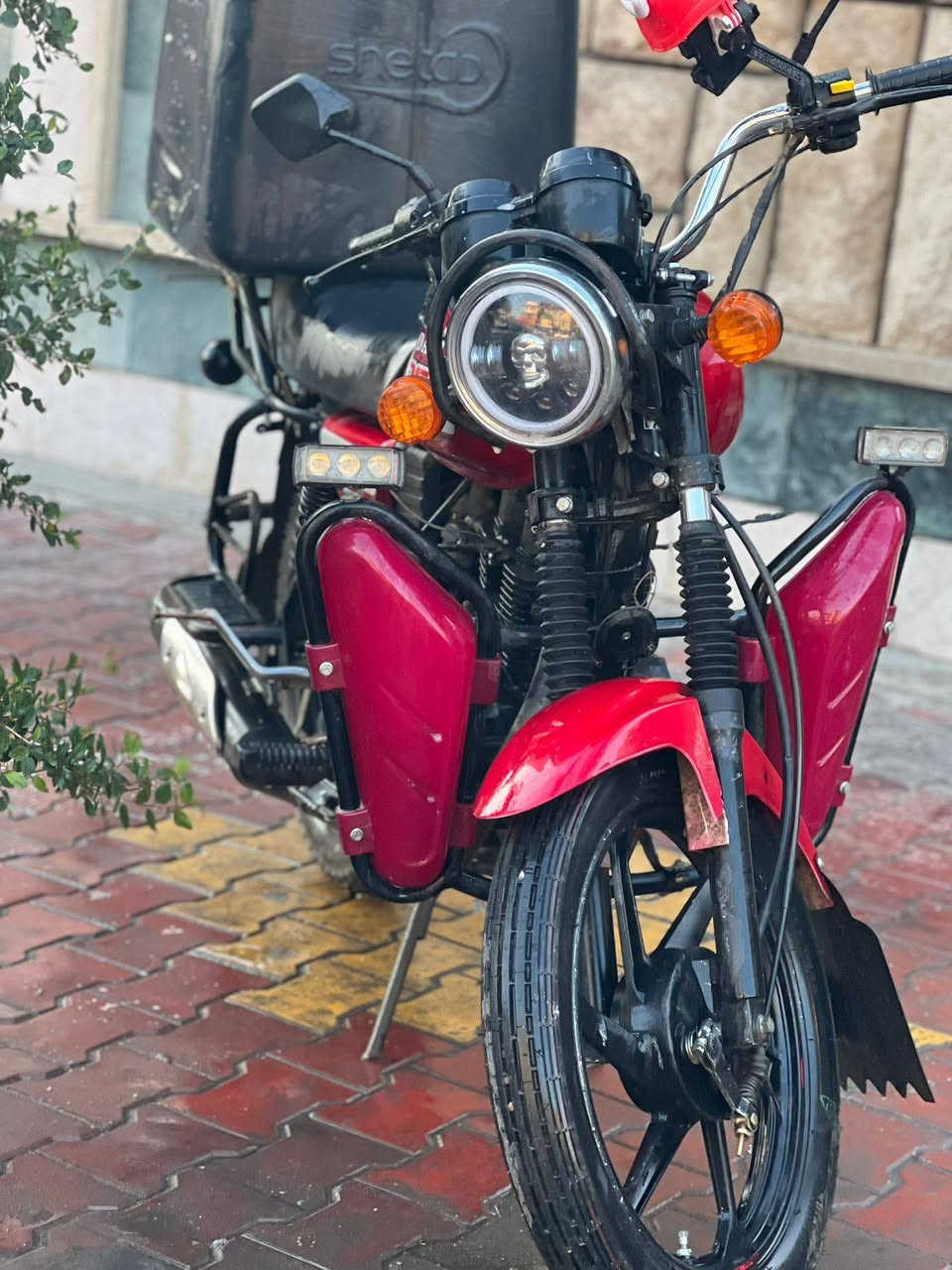 دراجه دايون لبيع نضافه فول لبيع سعر خاص لموديل ٢٠ مرقمه وبيها سنويه صوليه كامله
***********
