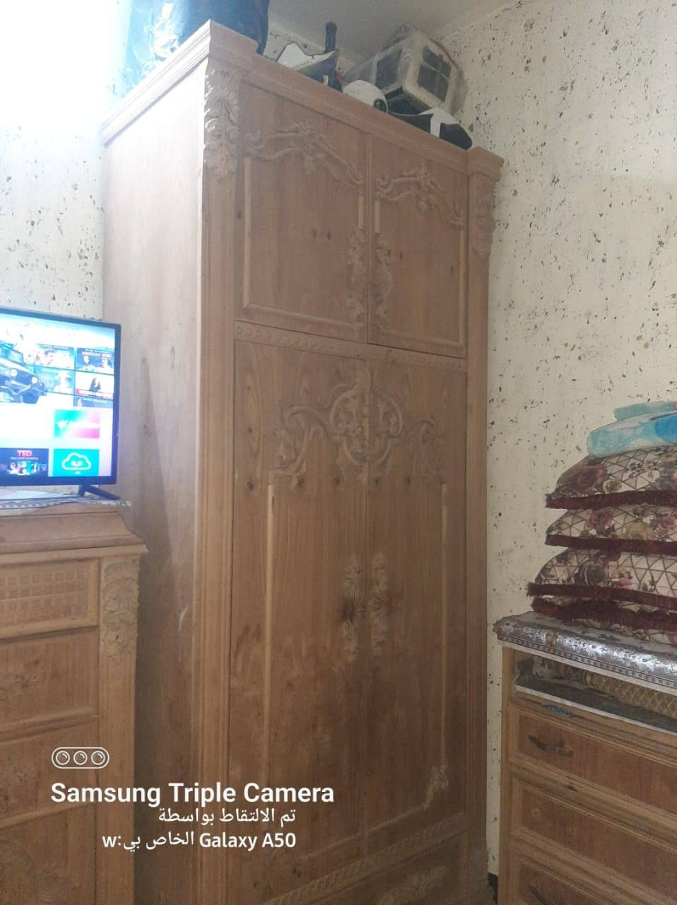 غرفة نوم ما مصبوغه شغل ثقيل درجه اوله هذا رقمي ***********
