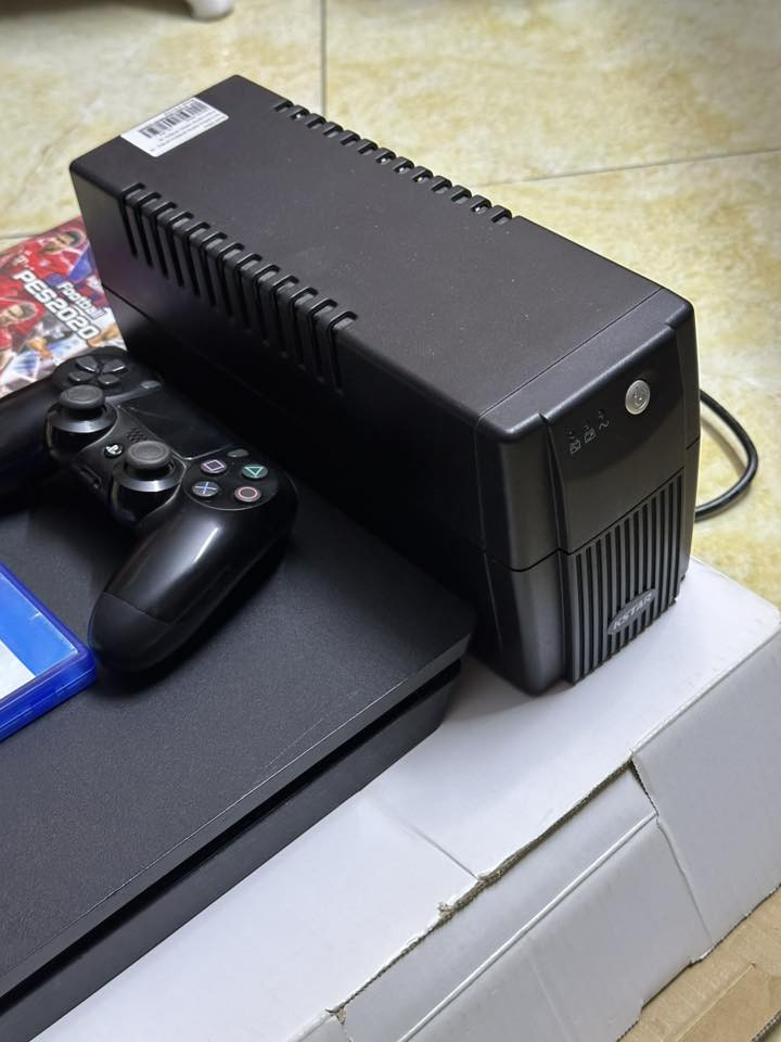 سلام عليكم بلي 4 سلم ملحكاته 3 أقراص مع يوبي أس  ابو 850 مع يده 1 اصليه جهاز نضيف كلش و ما بي اي نقص مكان بغداد حي الجهاد سعر 275 بي مجال 
***********  بي واتساب متواجد فقط
