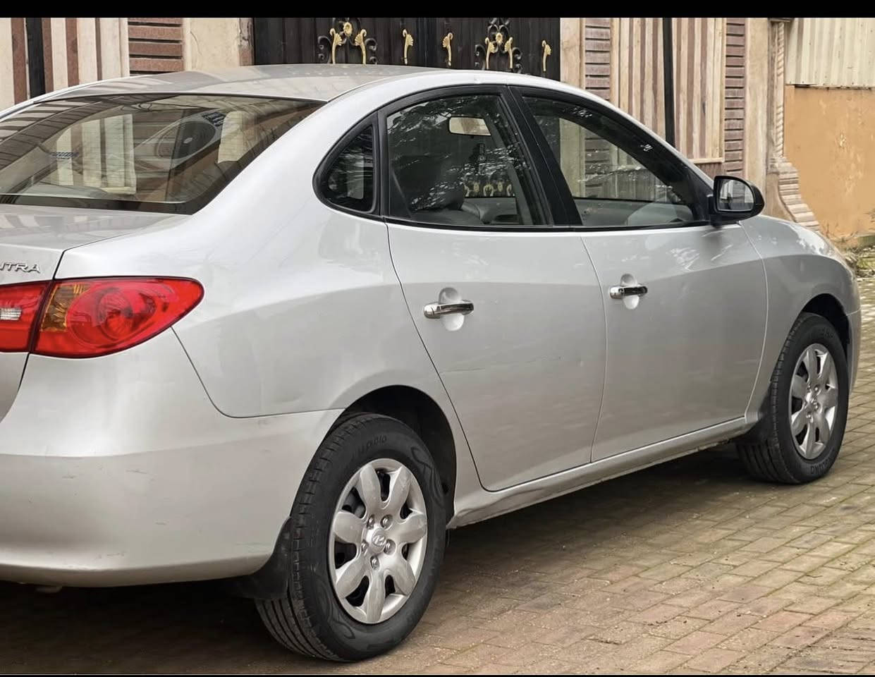 هونداي النترا موديل 2011
السياره دخول جديد 
مكينه بلكارتون 
تبريد ثلج حدداديه زيرو 
بيها كصه جنطه فقط 
ارقام وسنويه بغداد. اصلي مال سياره محتركه نفس لون 
للبيع مستعجل كلش  عدي مشروع ريد ادخل بيه ومحتاج فلوس 
الاستفسار الاتصال على الرقم 
السعر 32$ بيها مجال قليلً 

***********

***********

مكاني نجف
