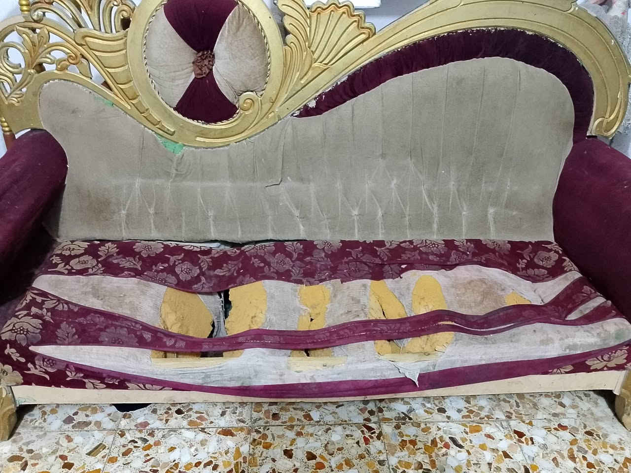 اريد انتقل لبيت اخر وعندي غراض بيت اللي يفيده مكاني الاسكان الجته التخم ببلاش


**إذا كنت صاحب هذا الإعلان وتريد حذفه لأي سبب، رجاءا أرسل رسالة إلى الدعم الفني**