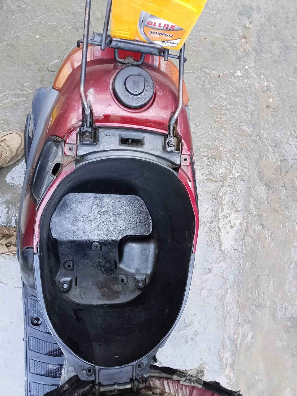 السلام عليكم
متاح ب 350 ألف وبيها مجال مكاني ديوانية مركز *********** تفحص وتطلع بيها يلا نتكاتب
