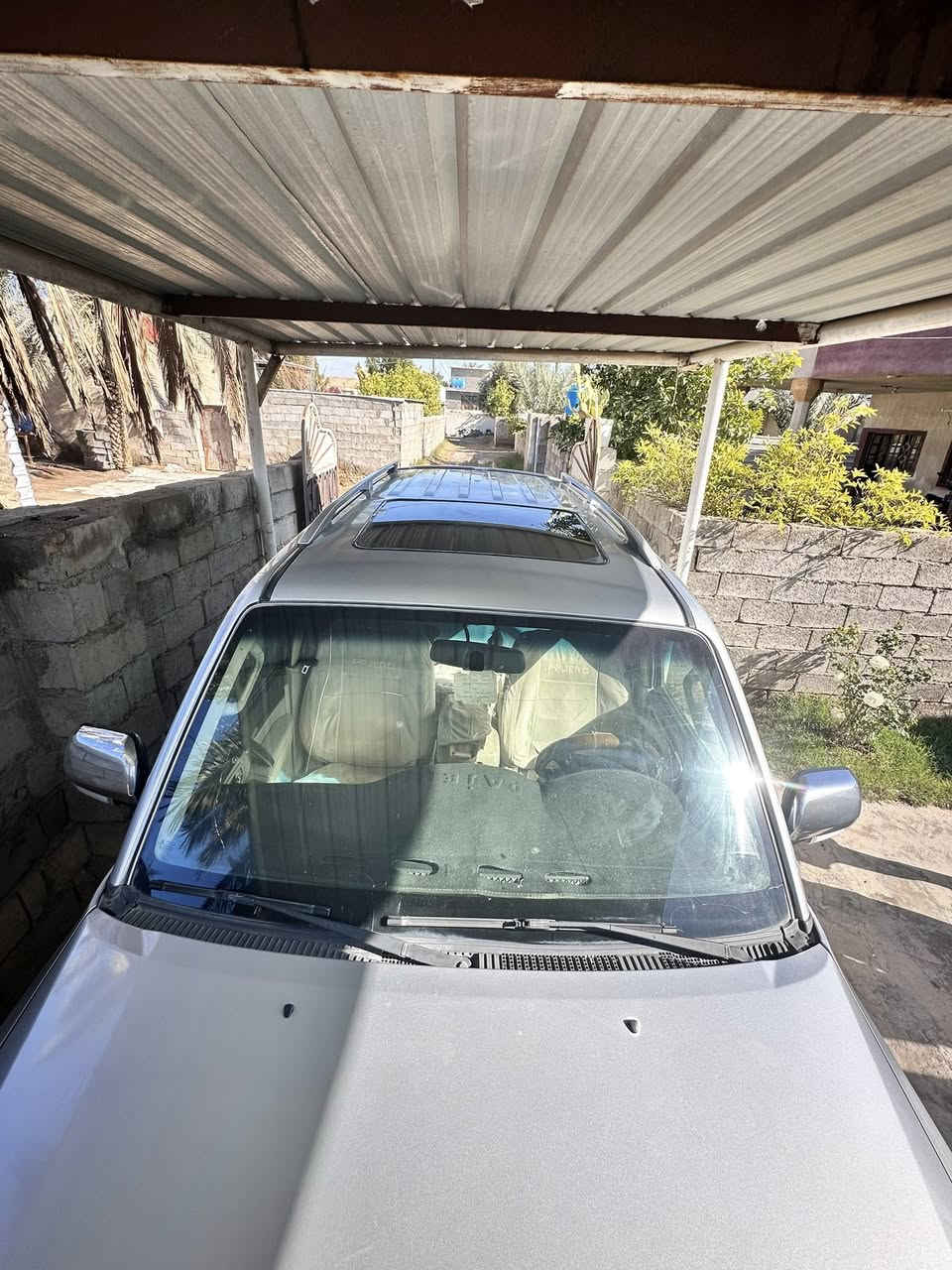 السلام عليكم باجيرو خليجي2011 حبتور  السيارة باسمي رقم بغداد
تحويل ثاني يوم السياره نضيفه مال جناي 
السيارة بيهه قطعتين صبغ بدون دواخل 
المواصفات 
فتحه سقف
كشن كهرباء
حساس خلفي
3قطع تبريد +تدفئه
مري شفط
دمام بلادي
ويل 17 حبتور
كير ومحرك خير من الله
الحداديه 80‎%‎
السعر 137بيهه مجال حك الجيه

مكان السياره بغداد اليوسفيه
هذه رقمي ***********
