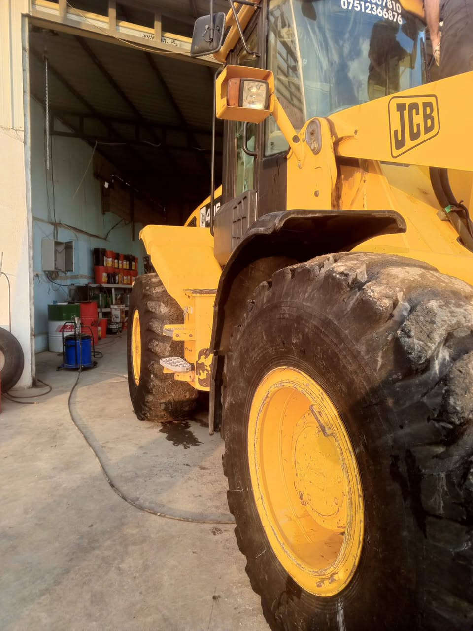 شؤفار جيسابي بؤ فرؤشتن للبيع حجم 436 موديل 2005
منافسه زؤر خاوينه هموگياني بأشرته 
 رقم تلفون *********** رقم تلفون ‏‪***********‬‏
