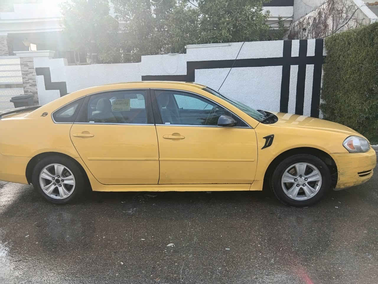 امبالا 2011 بغداد مكينه ٣٥٠٠ بأسمنا 
للبيع او المراوس حسب القناعه 
(ب٥٠) وبيها مجال 
*********** 
ديالى بعقوبه 

 سنويه نهايه ال٢٦  مداور ثاني يوم 
صدر امامي خلفي 

تبريد نقص غاز شرط الغاز 
مكينه كير خير من الله 
نقصها جبنه مال دهن وترتيب من الخارج
وقاعده دبل خلفيه  والباقي كامله كهربائيات كلهن شغاله
