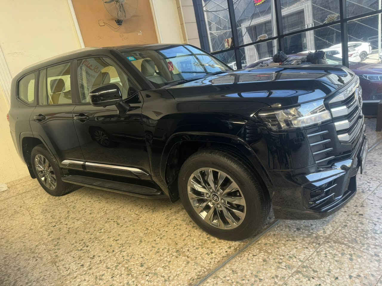 للبيع – لاندكروزر Limited موديل 2024 🚘
✅ موديل 2024
✅ فئة Limited (فل كامل)
✅ ماشية 19 ألف كم فقط
✅ مغلّفة بالكامل
✅ مكفولة كفالة عامة
✅ السيارة نظيفة جداً وجاهزة للاستخدام، ولا تحتاج أي مصروف.
💰 السعر المطلوب: 68,500 دولار
📞 للاستفسار والاتصال:
***********
