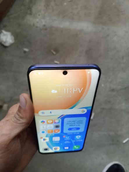 هونر x8 ذاكره 128 واي فاي وكفت اثر وكعه
لباقي كله شغال قيم وتعال اخذه 
مدينه الصدر بغداد 
***********
