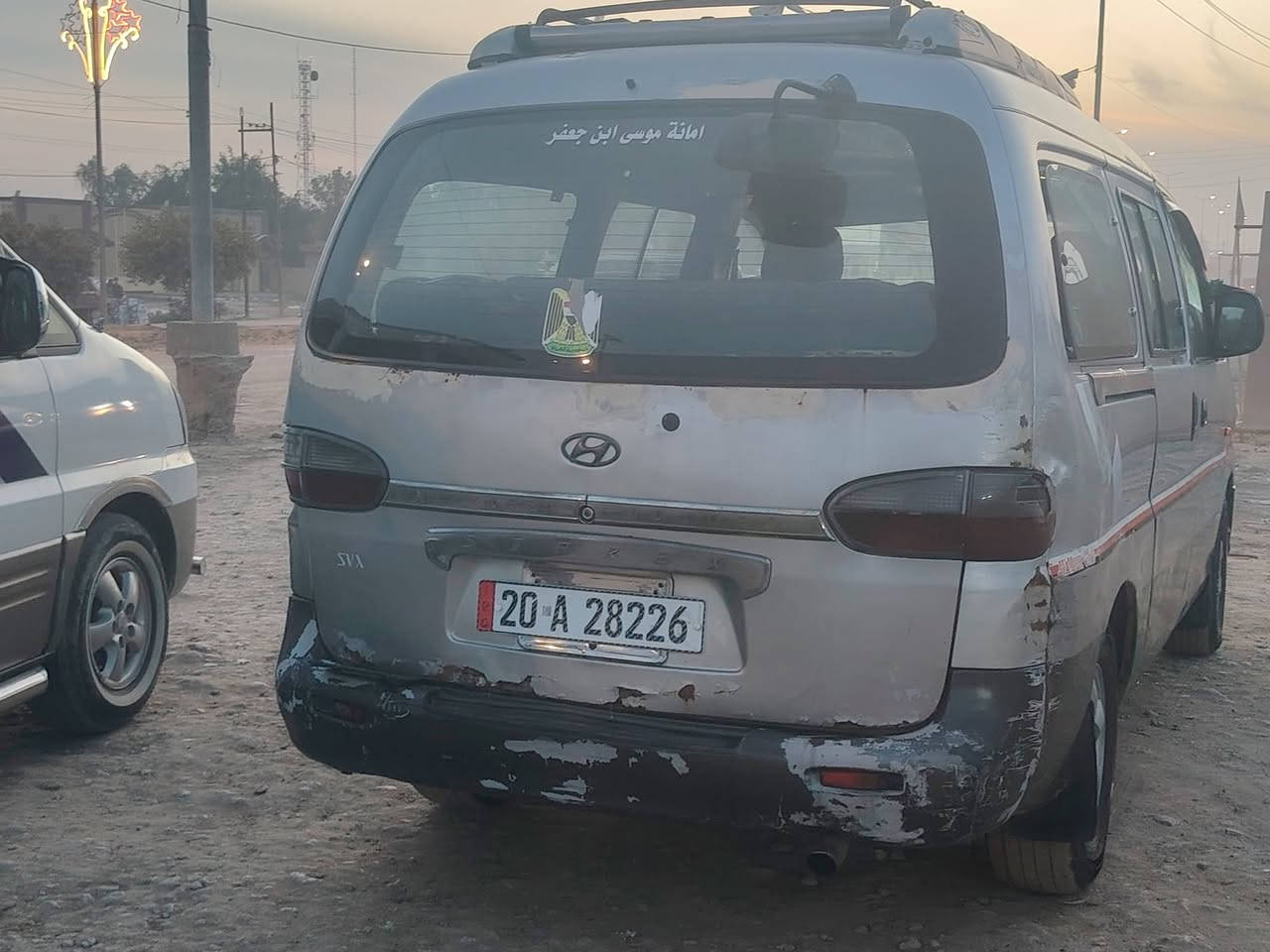 ستاركس 2001 مفتوح بلاديه شواصي واحد نضيف وواحد معمر كير محرك اكسل مكفوله مجفته قبل شهر تخم تاير جديد وباتري جديد صار عشر ايام شادهن حداديه دواخل خير من الله رقم دياله سنويه لل29 مامطلوبه الف لاهيئه ولا غرامات  يعني كبل تركب للشغل مكاني بابل الشوملي *********** الشراي يتصل وخادمه
