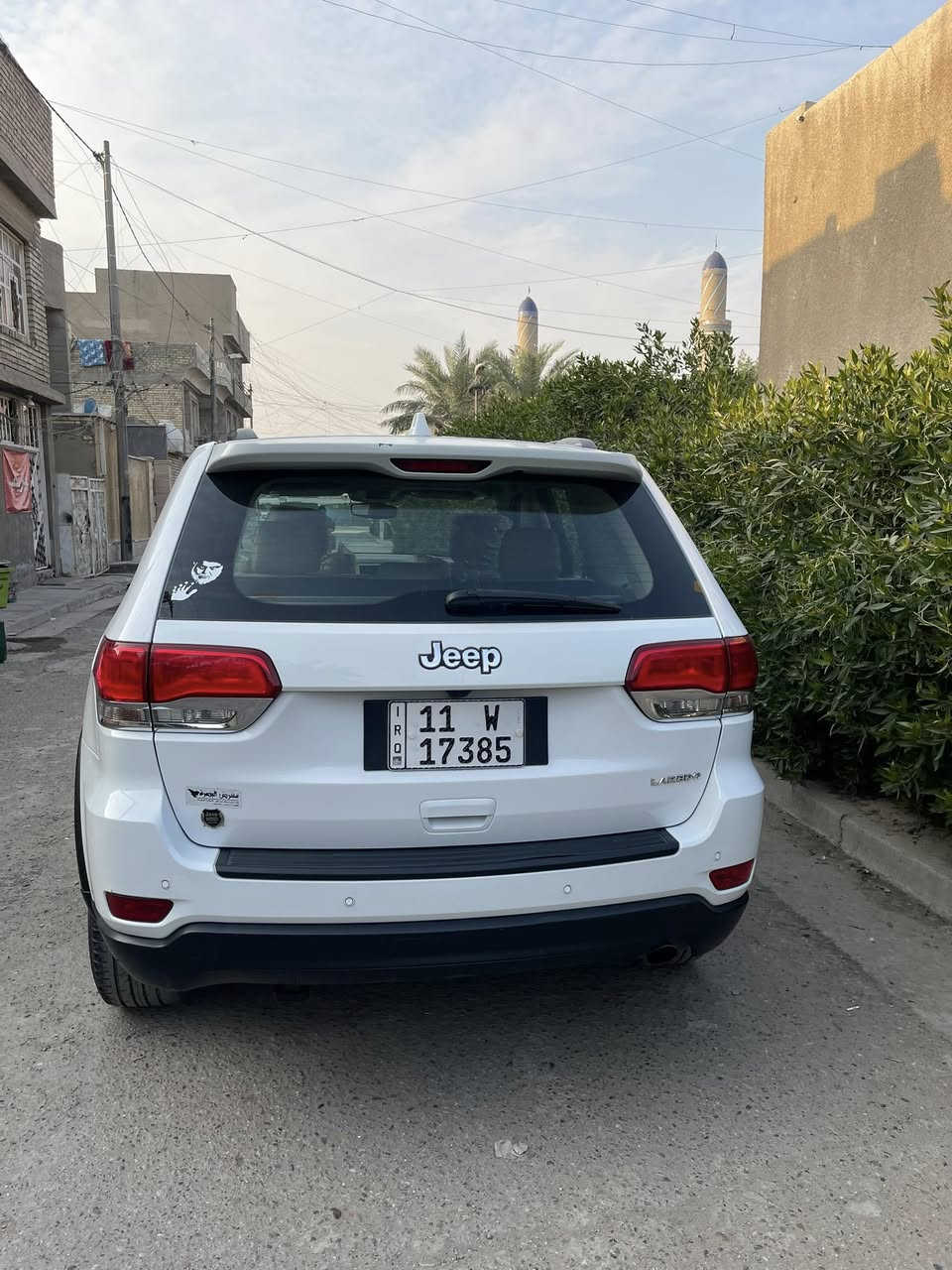 جيب شيروكي 
2019
السيارة فول مواصفات 
رقم بغداد الجديد 
السعر ٢٧٥
بغداد البلديات 
***********
