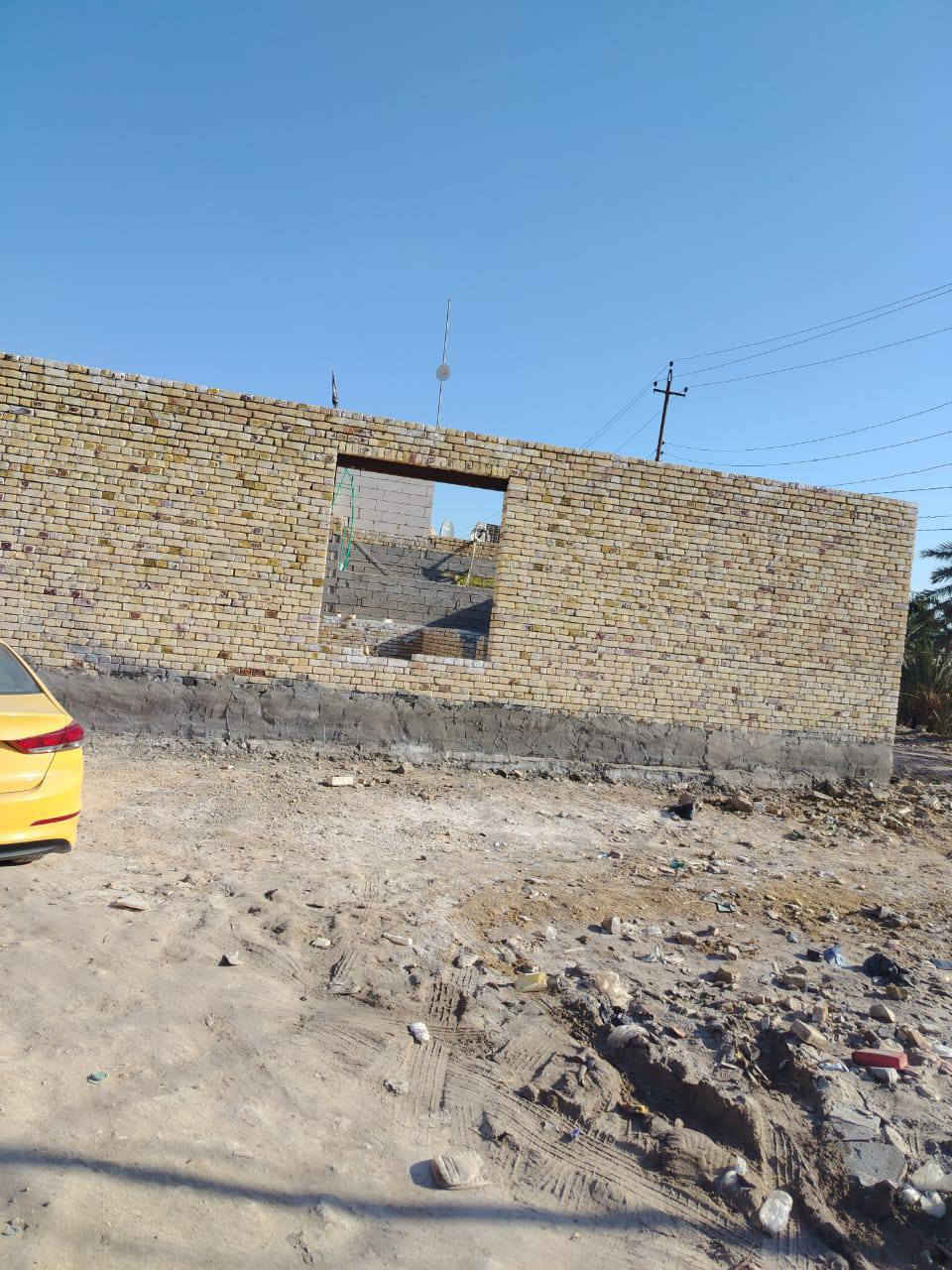 هيكل زراعي بناء حديث
طابوق 🧱

🏠مساحه 200متر بناء  + 75متر فضله  يعني المجموع
 275 متر

🛑تفاصيل البناء 

🛏️غرفه نوم ماستر 

✨صاله
 
✨مطبخ 

✨براني 

✨صحيات داخيله 

🚗كراج 

📍العنوان / نهايه شارع الوكفه القديم / نزله ال بو جاسم  قرب حسينه النباء 
📞***********
