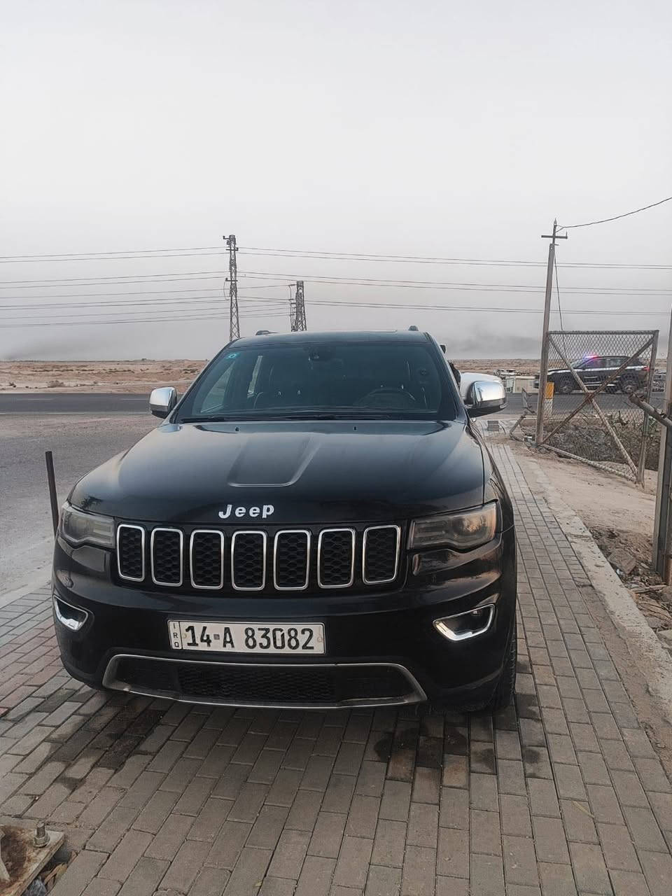 جيب شروكي 2017سياره نضيفه حلوه كلش ضربته دعاميه امامي أو طاك إرباك صدر فقط صبغ بنيد اثر زلوق مكاني بصره مدينه ‏‪0781 581 3341‬‏ سعر 190بيه مجال وارد امريكي
