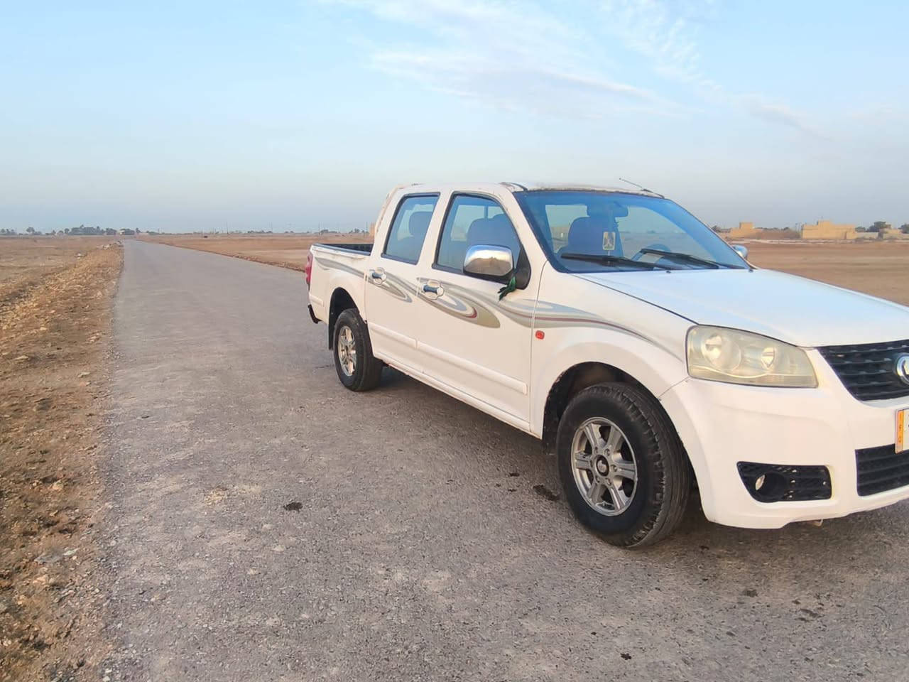 كريت البيع رقم قادسيه سياره مكفولة كفاله عام كير محرك سياره نضيفه كلش موديل 2013 سعر 68 وبيها مجال مكاني بالعمارة ***********/***********
