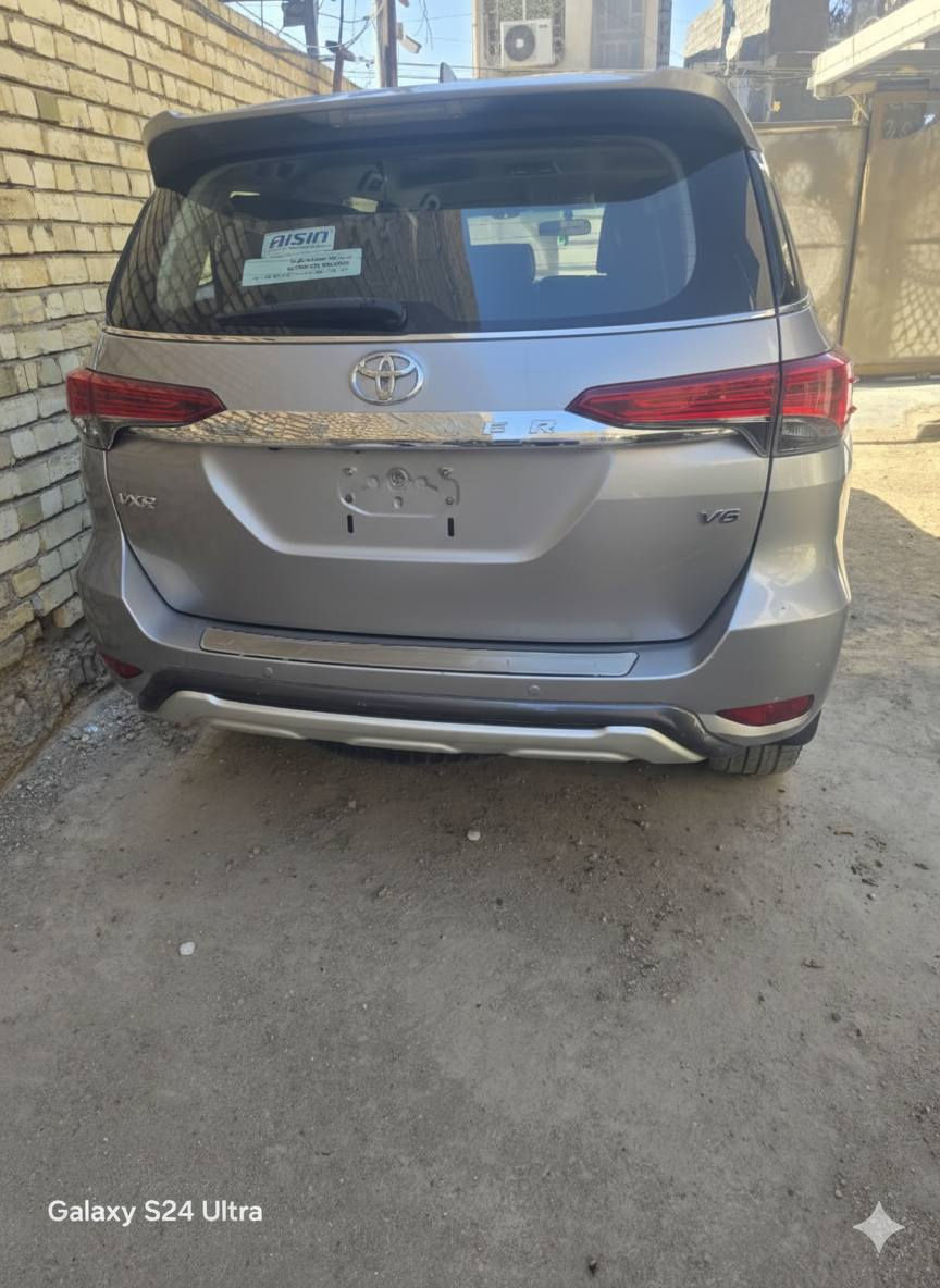 فورجنل موديل ٢٠١٧ رقم اربيل فول مواصفات vxr  . ٦ سلندر . ٧ راكب . ٣ قطع تبريد . تحكم ستيرن جهتين . بأسمي . السعر ٣ دفاتر . مكاني بغداد . للاتصال . ***********
