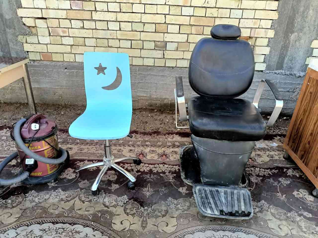 سلام عليكم مجموعة غراض للبيع مكاني بغداد حي اور سبع قصور موجود توصيل ***********
