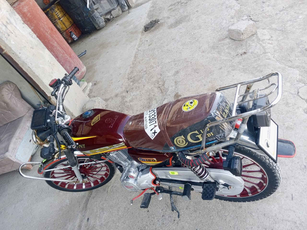 السلام عليكم 
للبيع سيفان موديل 2025 صار ثلاث اشهر من طبكتو يعني جديد بعدو 
السعر 850 الف وبي مجال شي قليل
***********
