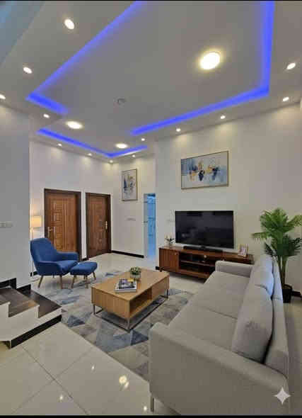 المساحة: 150م طابو زراعي عراقي 
المواصفات: غرفتين نوم + صالة + مطبخ + ديوانية + صحيات داخلية وخارجية كراج 
📦 البيت فارغ وجاهز للاستلام مباشرة
خدمات متوفره شارع تبليط ماء كهرباء نت مولد 

📍 الموقع: أبي الخصيب – السبيليات قرب الشارع الداخلي 
السعر 105 وقابل للتفاوض 
***********
