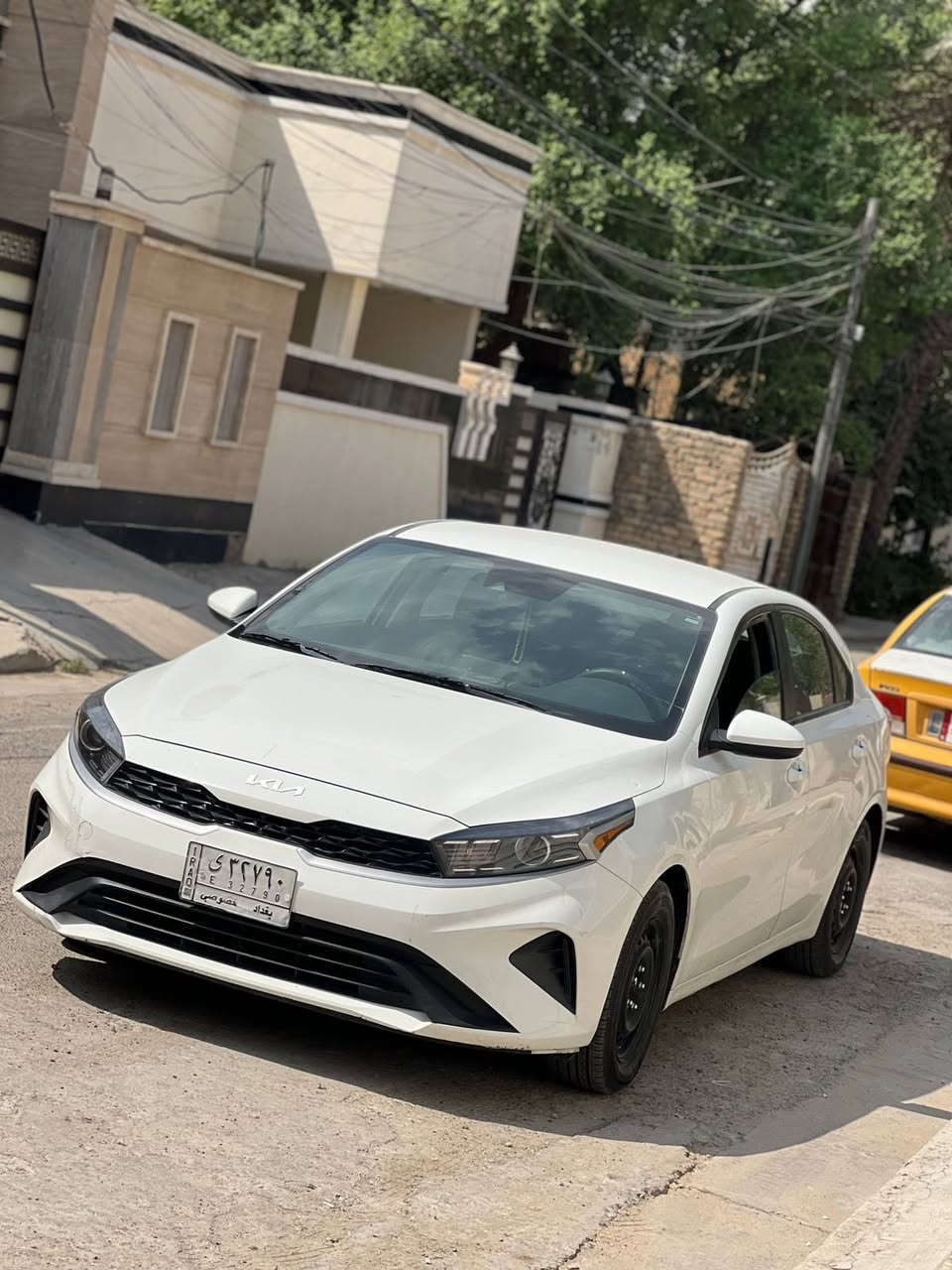 سلام عليكم     كيا فورتي موديل 2022
السياره حادثه جاملغ خلفي وباب سياره مواصفات عادي ماشيه 53 رقم بغداد بسمي مكاني بغداد الكرخ *********** السعر 134
