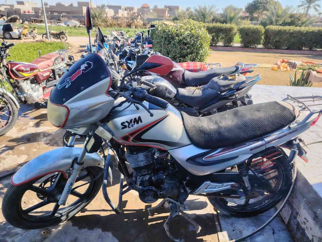 دراجه سايم 
محرك جديد حجم 150 

كير جديد

شغاله وجهازه

مكان الانبار الرمادي 

 الاتصال على الرقم ***********
