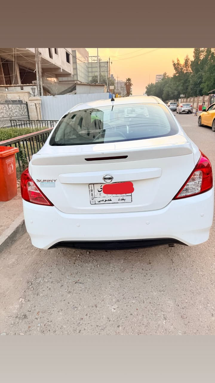 نيسان سني موديل ٢٣مصري ماشيه ٧٣بغداد
جام ٤كهرباء 
تبريد قطعتين 
اشاير بلمري 
شاشه 
كامره خلفيه 
حساسات خلفيه 
بيهه قطعه صبغ الجاملغ 
الخلفي 
جاهزه من كل شي صدر وتخم تاير 
كشنات مدوشمه جلد 
ارضيه جلد 
السعر (١١٠)المكان بغداد الكراده للاستفسار (***********)
