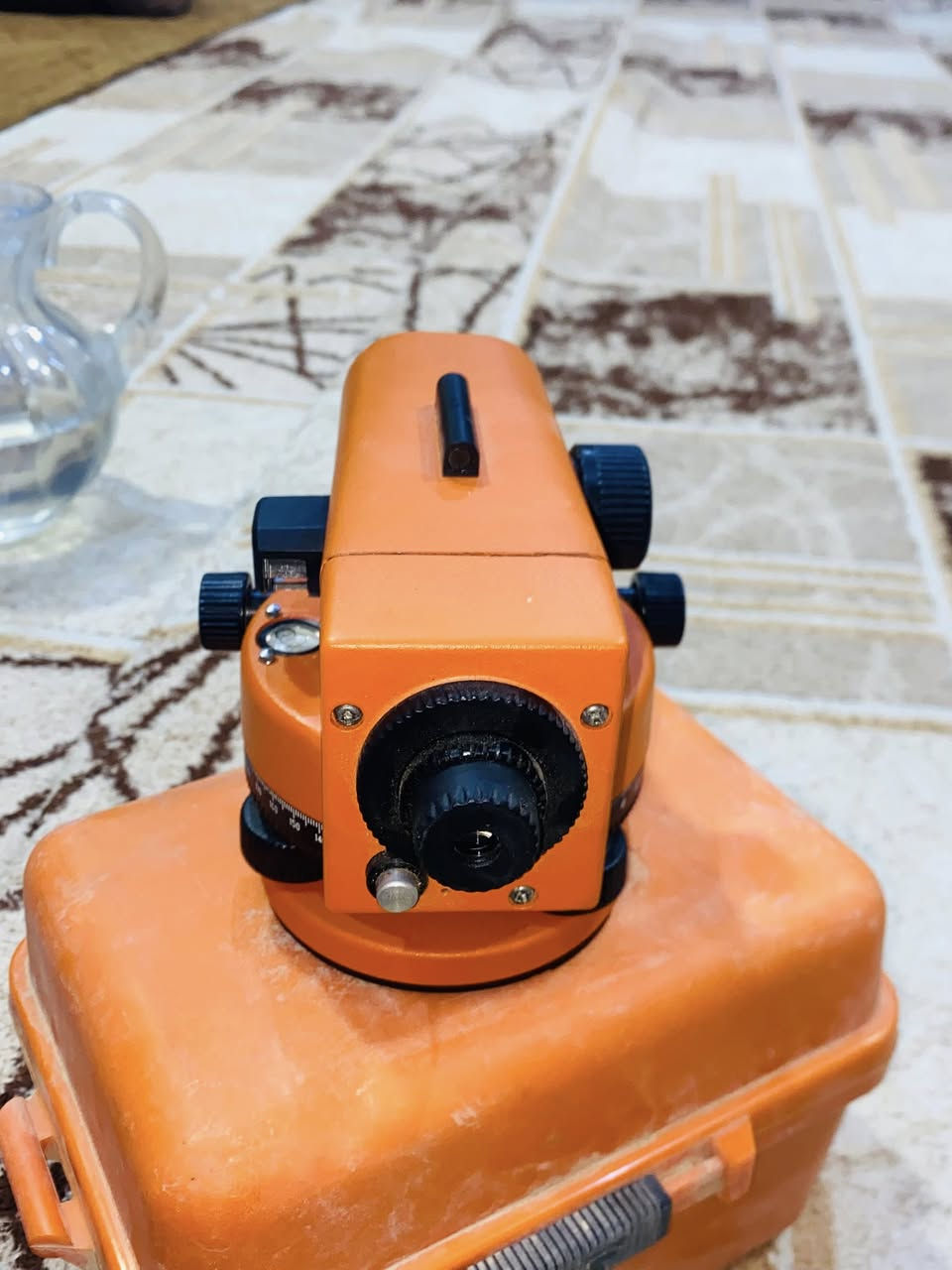 ⸻

🔴 للبيع ميزان تسوية (ميزان قامة) N20 🔴

📌 الحالة: جديد – غير مستخدم نهائياً
📌 النوع: ميزان تسوية أوتوماتيكي
📌 الموديل: N20
📌 الملحقات: الجهاز فقط (بدون القاعدة / الرجلين)
📌 الاستخدام: أعمال المساحة، البناء، تسوية الأرض، تحديد المناسيب

📍 المكان: صلاح الدين
💰 السعر: 300,000 دينار (قابل للتفاوض)

📞 للتواصل: ***********
📩 أو مراسلة خاصة

🔹 الجهاز نظيف وجاهز للفحص
مهندسين العراق🇮🇶
