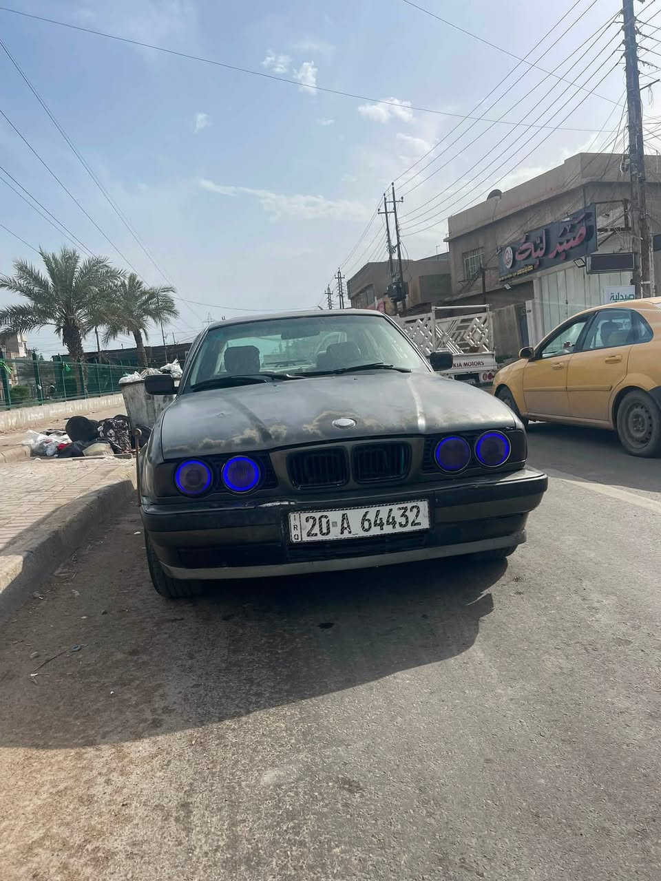 السلام عليكم بي أم موديل91
اللون فيلي رقم ديالئ مشروع وطني السياره باسمي تحويل ثاني يوم 

السياره نظام أوربي يعني بدون تبريد بس تتحور منضومه كامله 

حداديه وصدر كله كله جديد سياره

تخم تاير جديد 

كهربائيات كله جدد وشغاله 

كير ومحرك مال حاويه بيه كير جديد ومكينه خير من الله 

بيه فتحه سقف شغاله 

مكانه بغداد الدوره ابو دشير 

السياره ما اعرف شنو بيه ضربه الله شاهد لان هيه صارله 30 سنه بالشارع هو ما اسئل عل ضربه 

السعر  34مجال لل شراي 

***********

رقم الهاتف  متواجد عل فيس
