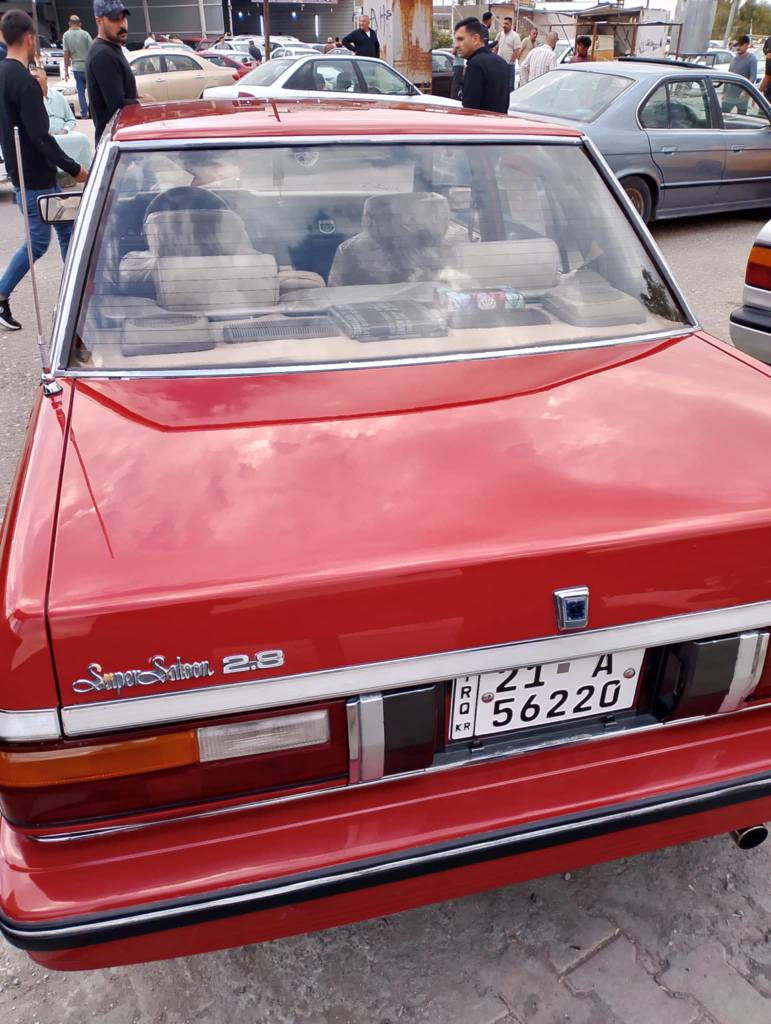 سوبر كراون 1985
بدون ضربة و بدون دواخل مصبوغ للجمالية بطارية و اربع تايرات جدد رقم سليمانية جديد والسنوية حتى 2030 وبيها بطاقة بنزين تبريد شغال و محرك 2500 
اذا مو شراي لاتخابر 
***********
*********** كركوك, العراق
