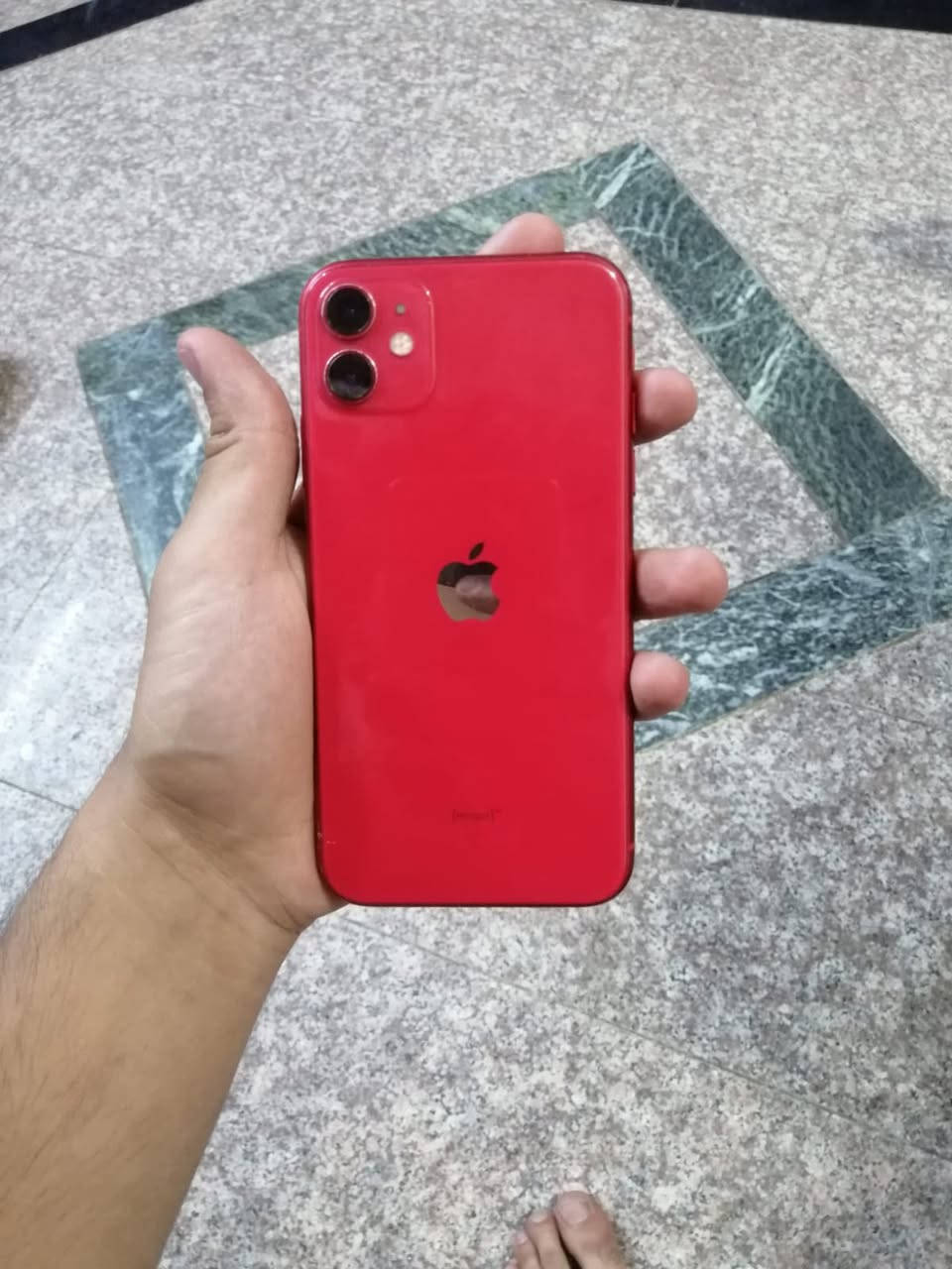 تلفون iPhone 11 اخو الجديد مامفتوح ولا مبدل اي شي بي  
بطاريه 82
ذاكره 128
جهاز نظيف وتأخذه على الفحص


**إذا كنت صاحب هذا الإعلان وتريد حذفه لأي سبب، رجاءا أرسل رسالة إلى الدعم الفني**