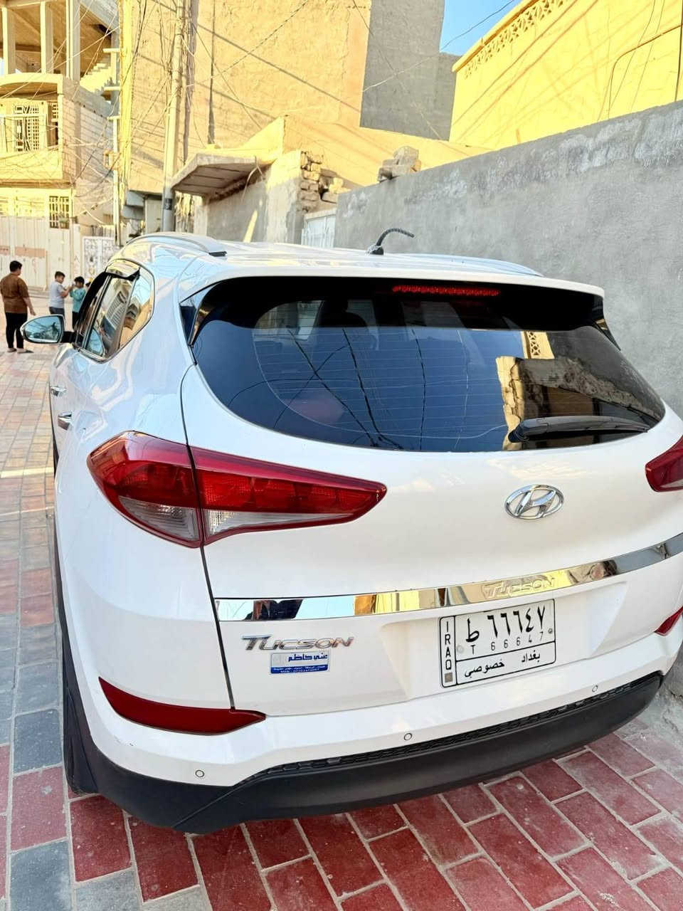 يالله اخوان مكلف بالنشر  
السلام عليكم اخوان 
توكسان 2018 خليجي نص فول رقم بغداد مشروع وطني  بيه قطعتين ربع الجنطه وهلال الجاملغ الخلفي 
مواصفات خير من الله حساسات بصمه ترحيب شاشه كامره مانع انزلاق اشاير مري ومواصفات المعروفه ماشيه 107 الف فقط تبريد قطعتين 
سياره جاهزه السعر المطلوب 162$ وبيه مجال بسيط 
مكان السياره كربلاء طويريج 
رقم صاحب السياره  ***********
