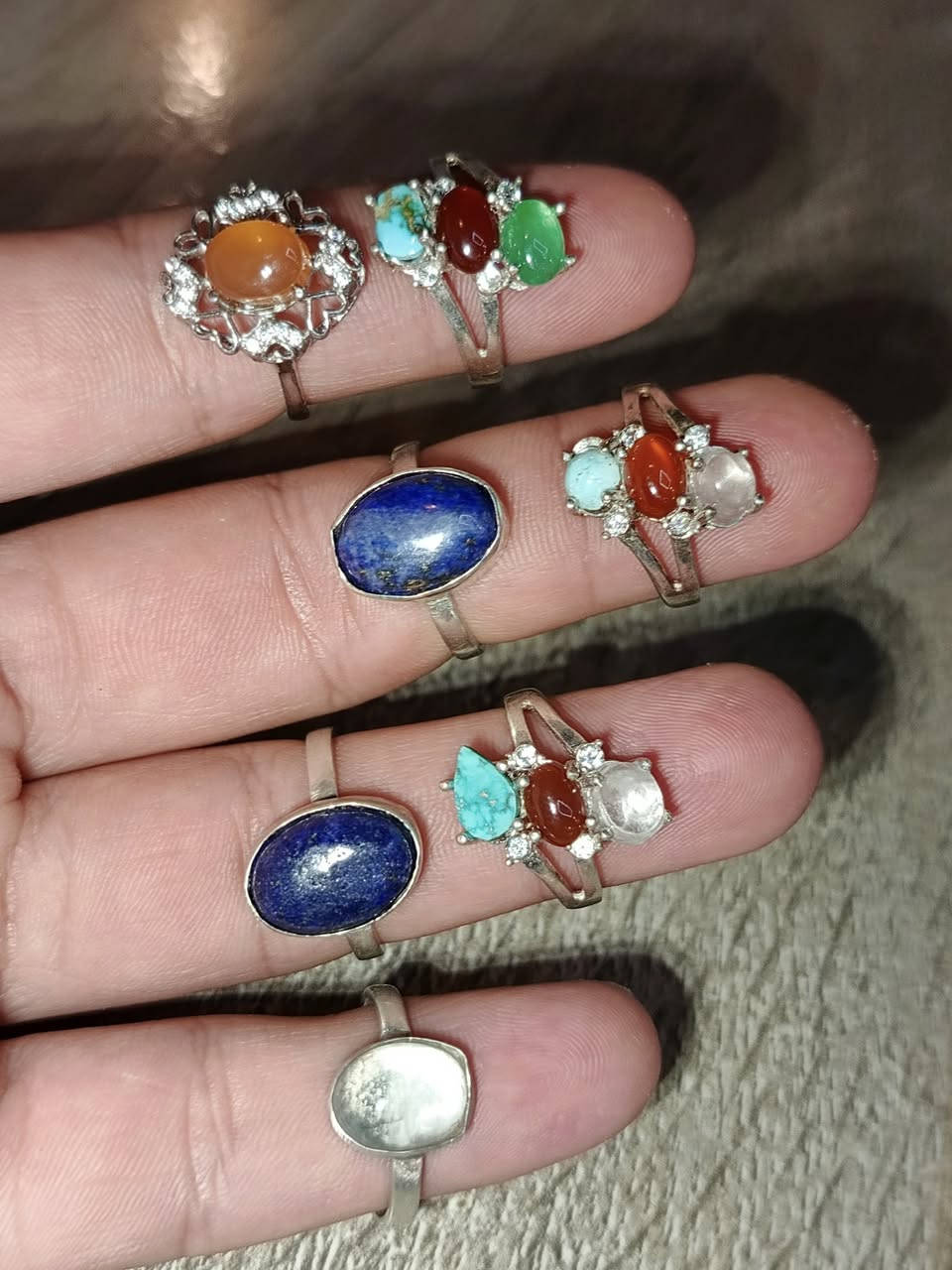 خواتم نحاس وفضة أحجار أصلية بالذمة والأسعار جدا مناسبة 
حجز وتفاصيل أكثر خاص او واتساب ***********🌹
وموجود عندي كل انواع الاحجار باسعار مناسبة.
