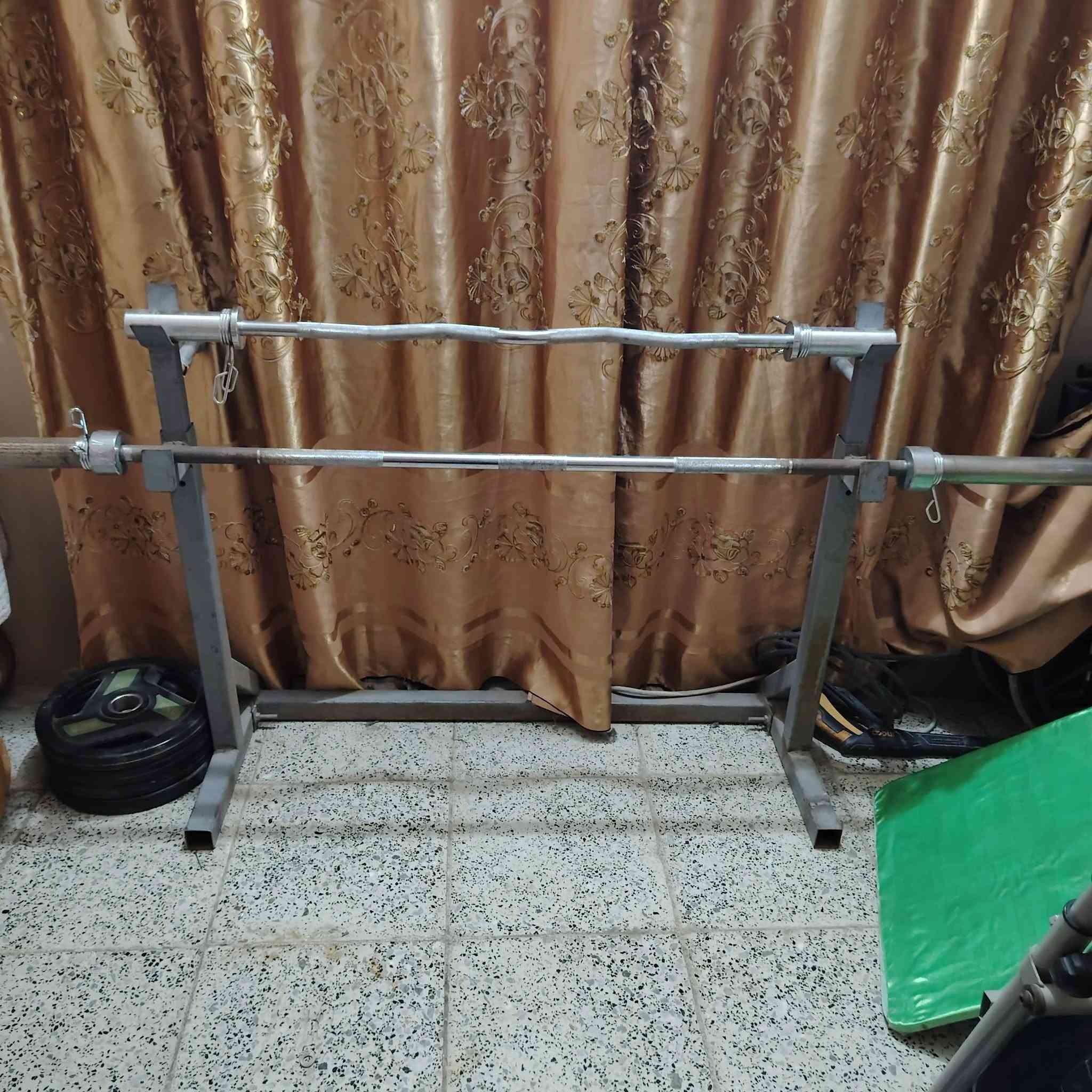 *بنج شفت كبير سلايت مستوي واسفل ودبني
*شفت كبير أولمبي + شفتz
*لاري + أقراص ربل عدد 4
*دمبلصات زوجين
*جهاز اوبتكل... المكان بغداد الأمين
***********
السعر اذا شلع اساهلك بيهن واذا فردي اتواصل موجود خاص مع واتساب
